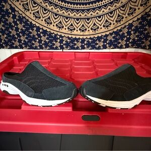 Easy Spirit Kids Black Slip-On Sneakers